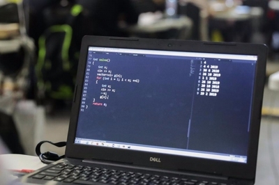 人工智能會寫代碼 基礎軟件開發的變革與前景